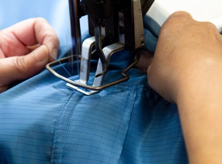 uniforme-antiestatico-linea-de-producto